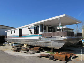 2010 CarolinaKentucky 16 x 80WB Houseboat For Short Sale