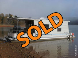 1988 Aqua Chalet 32' WB Trailerable Pontoon Houseboat For Sale on Norris Lake