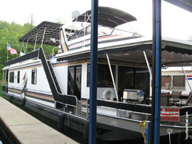 1993 Stardust 16 x 70WB Houseboat For Sale on Norris Lake in East Tennessee