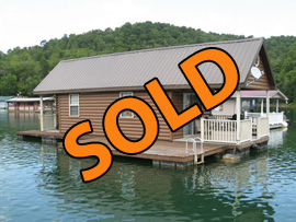 12 x 40 Floating Cottage 493sqft For Sale on Norris Lake TN