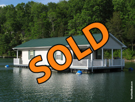 20 x 37 Floating House Approx 740sqft with 2 Bedrooms 1 Bath For Sale on Norris Lake Tennessee